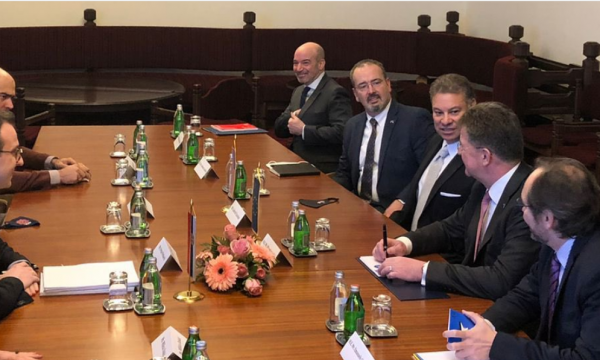 2022-02-04-3-600x360