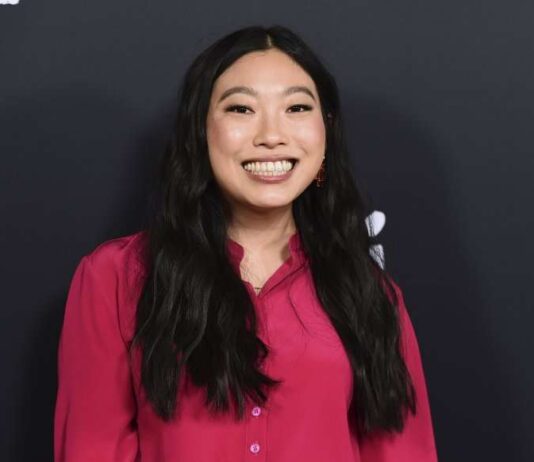 Awkwafina reagoi ndaj kritikave në Twitter