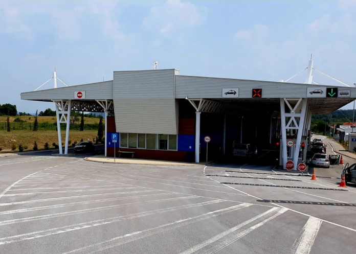 085BBCA6-5D9B-4DBC-B240-7442A8836EE0