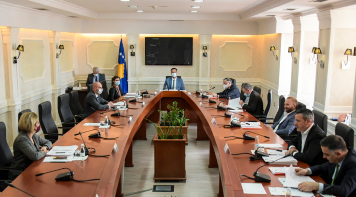 0FB6A70D-C89B-4E42-8921-9337FAE2C6CF