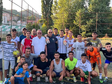 4DD7953E-76FE-41E8-83FE-5269D86A62AF