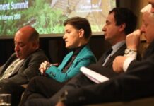 Vuçiq ‘braktis’ dialogun, Bërnabiq përballë Kurtit në bisedime?