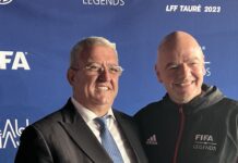 Zv. Presidenti i UEFA, z. Duka takon presidentin e FIFA-së, z. Infantino i cili e uron për detyrën e sapo marrë