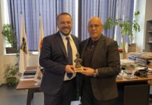 Presidenti Ademi priti në takim ministrin Ejup Maqedonci